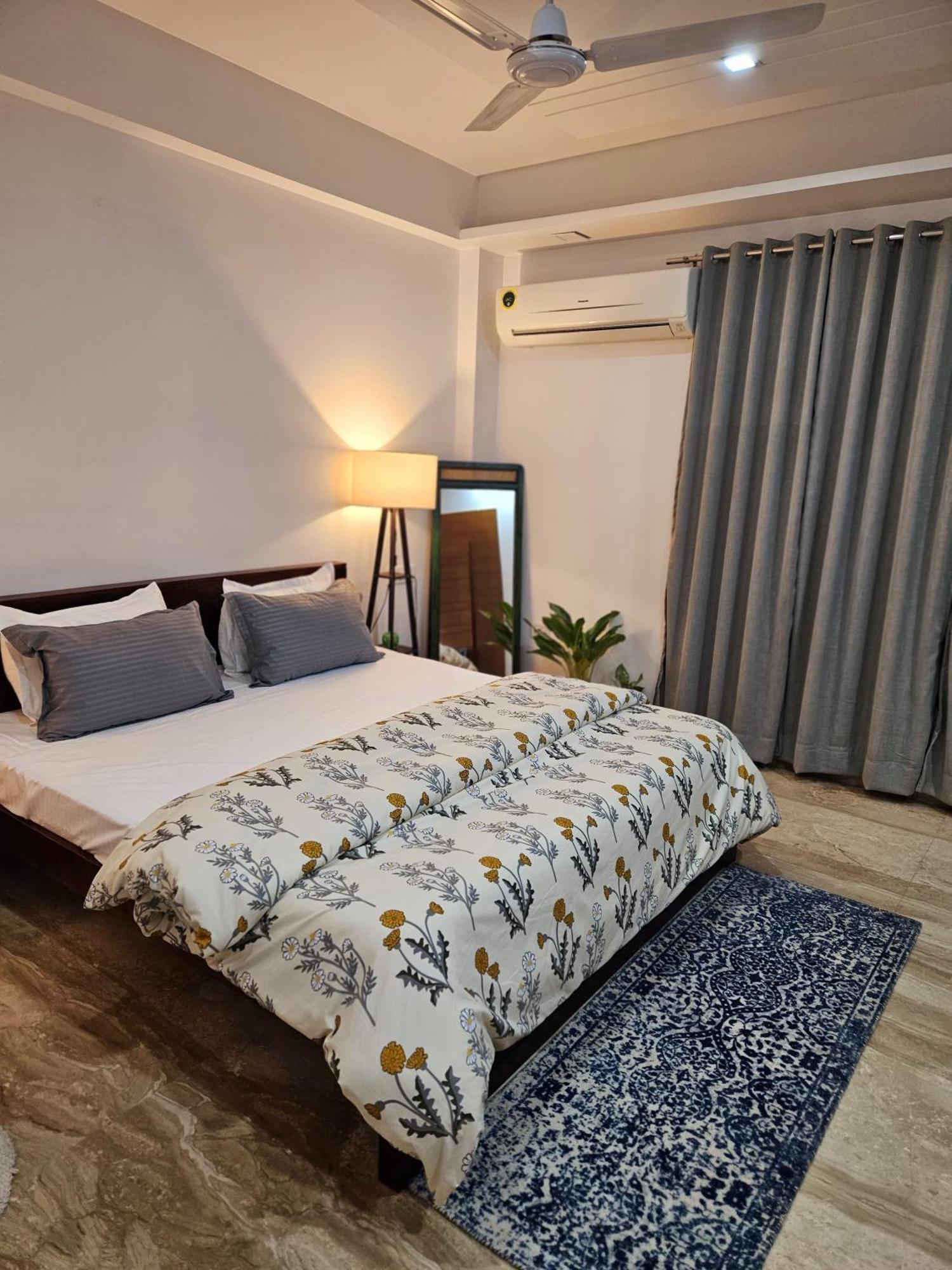 South Delhi, Artistic 4Bhk Home - Vasant Kunj By Maple Key Stays New Delhi Exterior photo