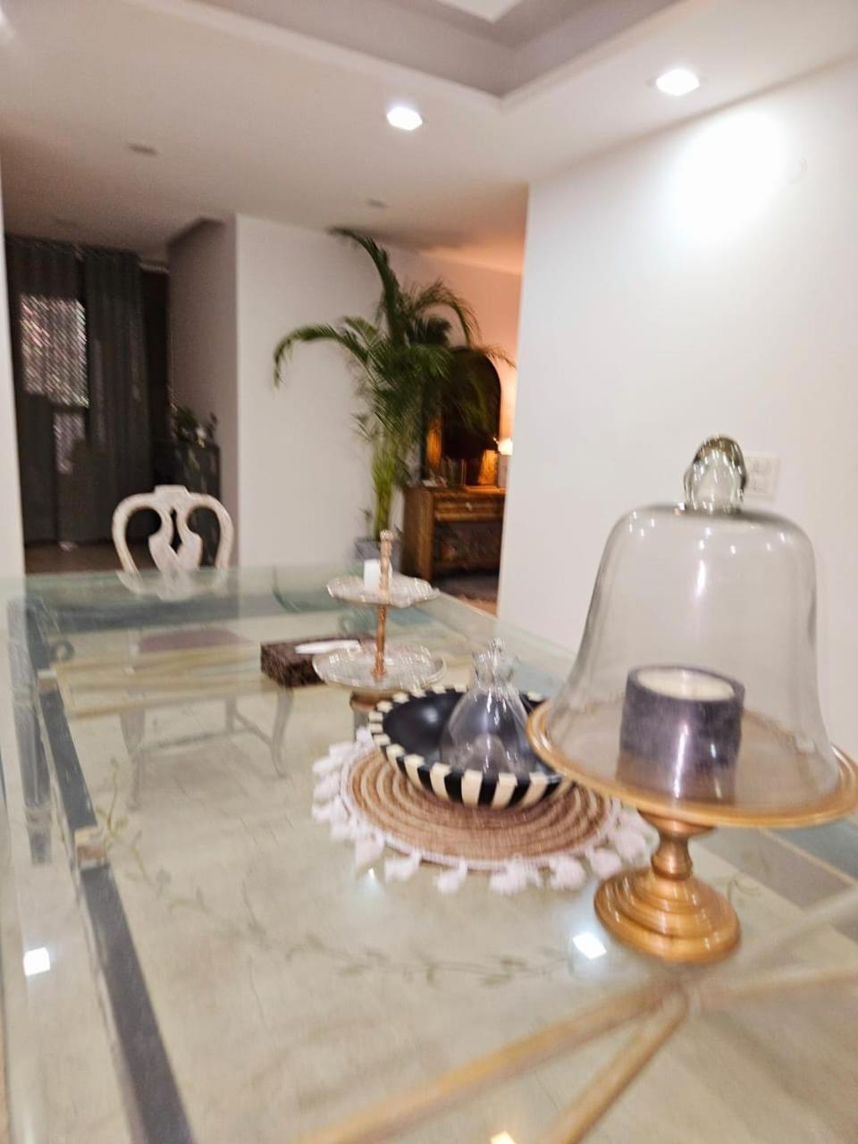 South Delhi, Artistic 4Bhk Home - Vasant Kunj By Maple Key Stays New Delhi Exterior photo